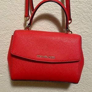 Michael Kors crossbody red